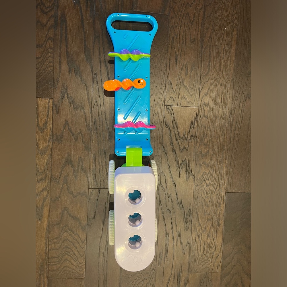 Fat Brain TwissBit Wagon